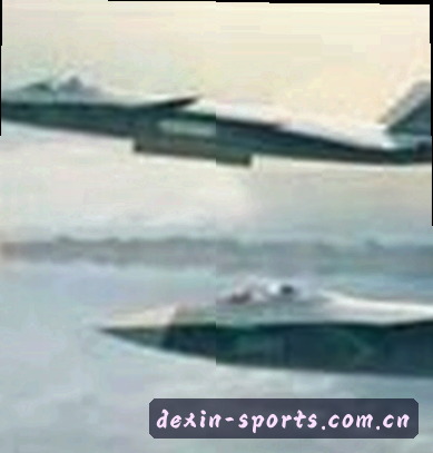 李欣